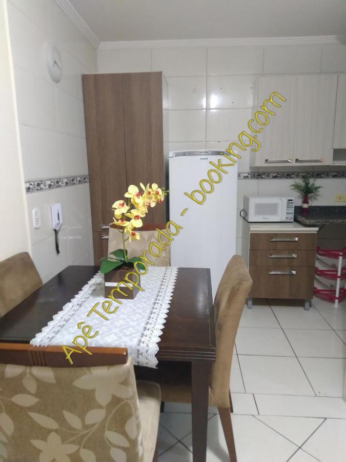 Ape Temporada Praia Grande Sp Completo Com Piscina, Churrasqueira, Estacionamento ภายนอก รูปภาพ